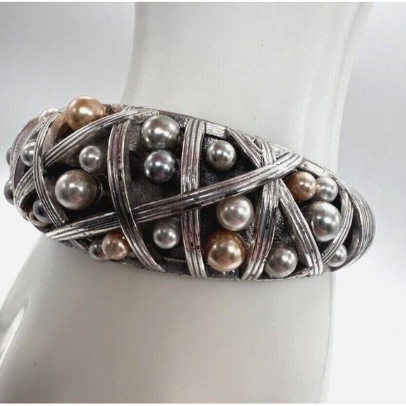 Brighton Bracelet Hinged Silver Tone Imitation Pearls Cuff Magnetic Closure - Picture 10 of 14